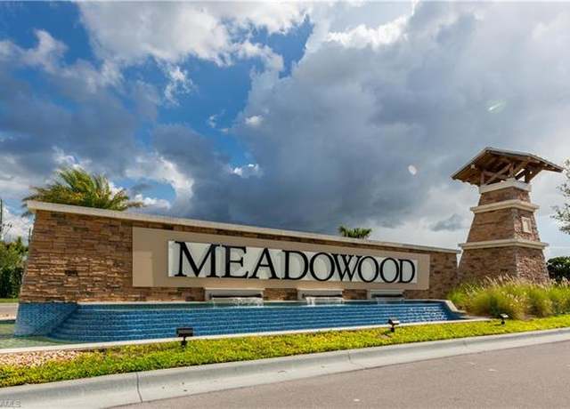 Property at 15307 Wildflower Cir, Naples, FL 34119, 9 beds, 7.5 baths