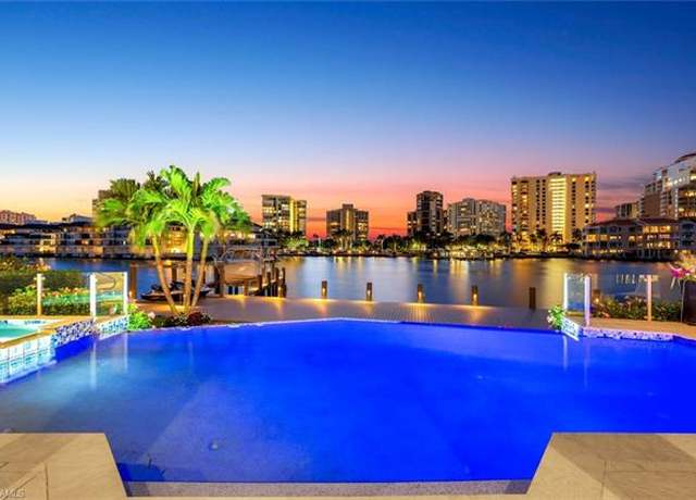 Property at 311 Neapolitan Way, Naples, FL 34103, 4 beds, 5.5 baths