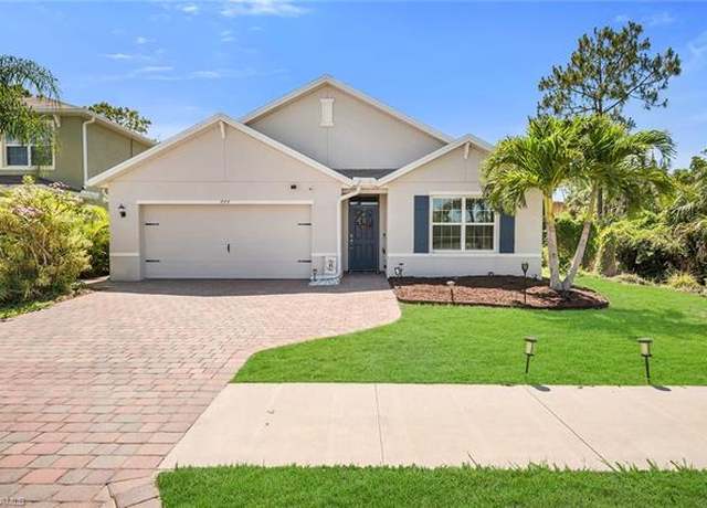 Property at 777 Twinning St, Naples, FL 34104, 4 beds, 2 baths