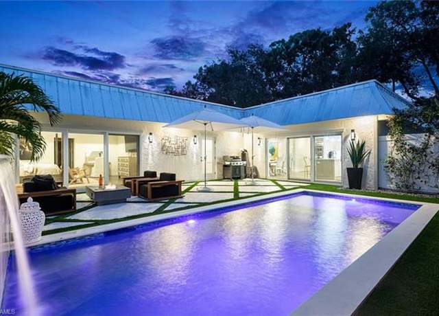 Property at 4834 West Blvd, Naples, FL 34103, 3 beds, 3 baths