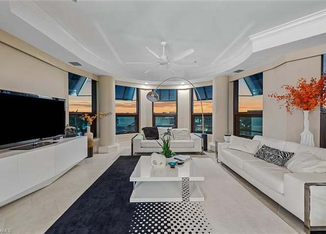 Property at 9115 Strada Pl #5416, Naples, FL 34108, 3 beds, 3 baths