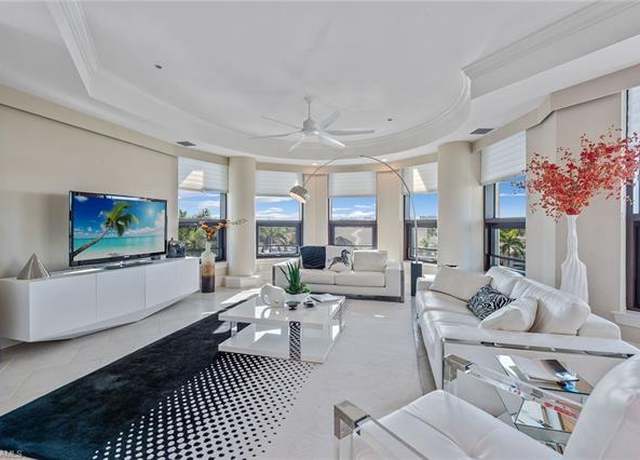 Property at 9115 Strada Pl #5416, Naples, FL 34108, 3 beds, 3 baths