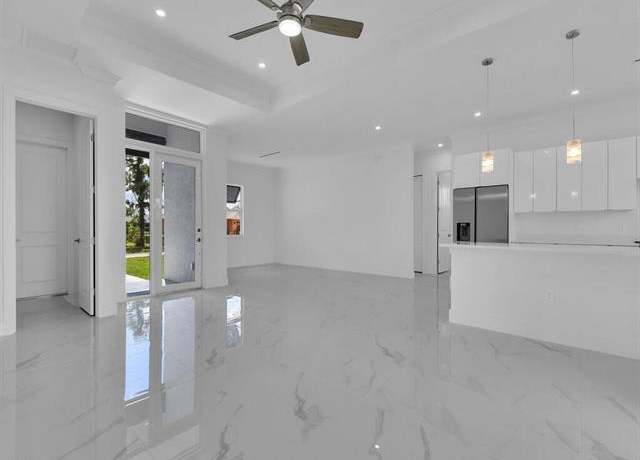 Property at 6108 Stratton Rd, Fort Myers, FL 33905, 3 beds, 2 baths