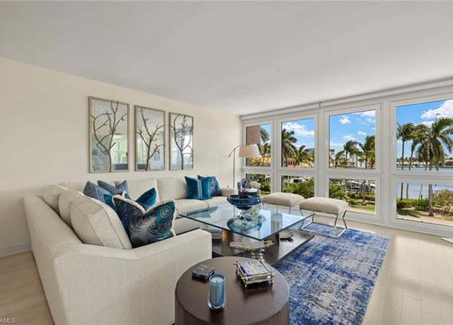 Property at 4031 Gulf Shore Blvd N Unit 3E, Naples, FL 34103, 3 beds, 3 baths
