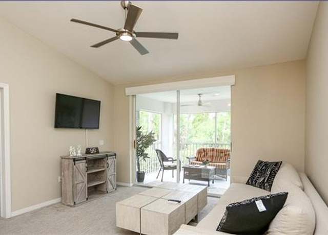 Property at 6645 Huntington Lakes Cir #201, Naples, FL 34119, 2 beds, 2 baths