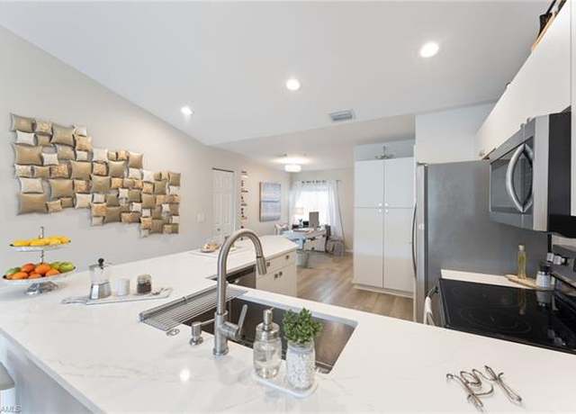Property at 5045 Cedar Springs Dr #203, Naples, FL 34110, 2 beds, 2 baths