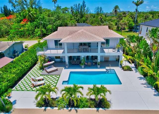 Property at 27293 Arroyal Rd, Bonita Springs, FL 34135, 4 beds, 3 baths