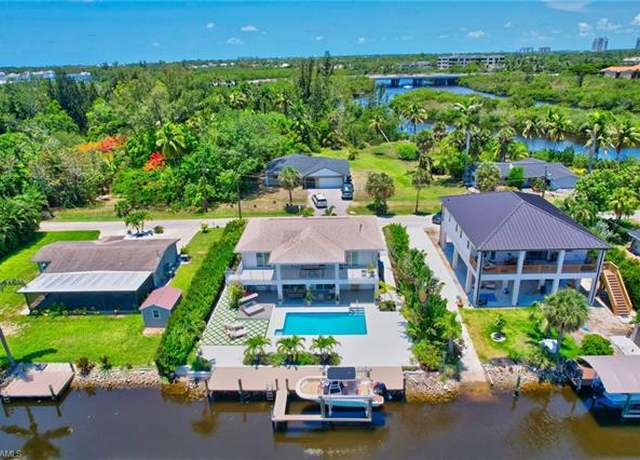 Property at 27293 Arroyal Rd, Bonita Springs, FL 34135, 4 beds, 3 baths