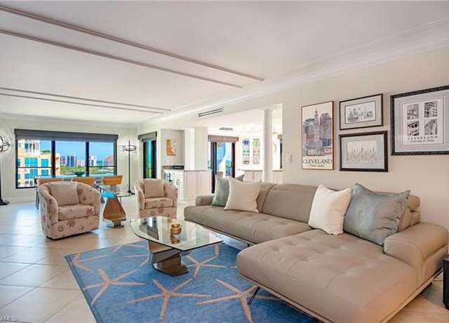 Property at 4451 Gulf Shore Blvd N #1705, Naples, FL 34103, 3 beds, 3 baths