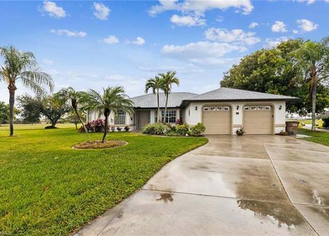 Property at 250 SE 9th Ter, Cape Coral, FL 33990, 3 beds, 3 baths