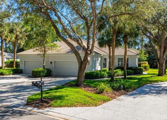 Property at 6743 Old Banyan Way, Naples, FL 34109, 3 beds, 2 baths