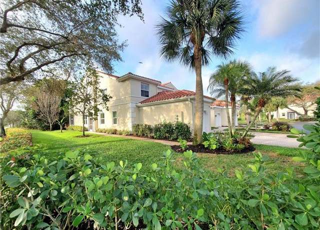 Property at 994 Eastham Way Unit V-101, Naples, FL 34104, 2 beds, 2 baths