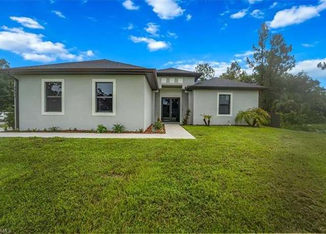Property at 2695 10th Ave SE, Naples, FL 34117, 3 beds, 2 baths