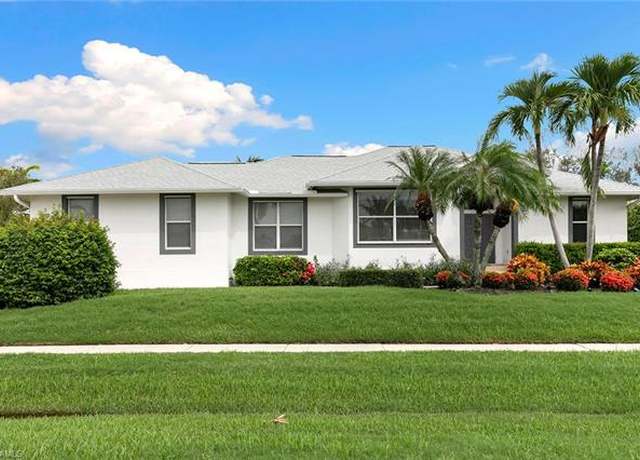 Property at 552 Century Dr, Marco Island, FL 34145, 3 beds, 2.5 baths