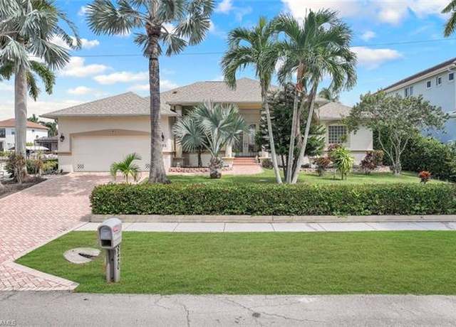 Property at 820 Milan Ct, Marco Island, FL 34145, 4 beds, 2.5 baths