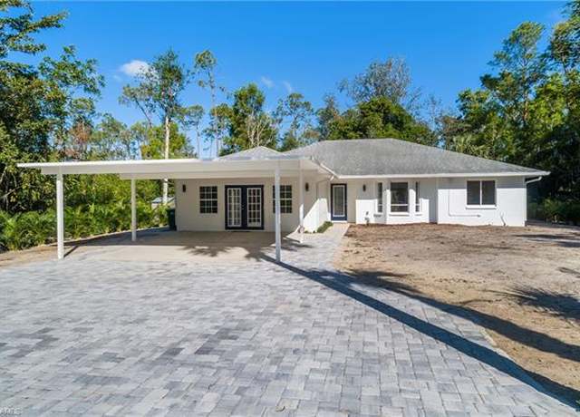 Property at 6147 English Oaks Ln, Naples, FL 34119, 3 beds, 2 baths