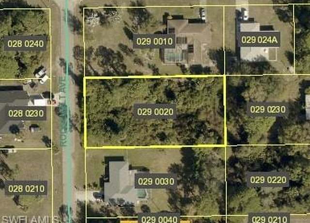 Property at 220 Roosevelt Ave, Lehigh Acres, FL 33936