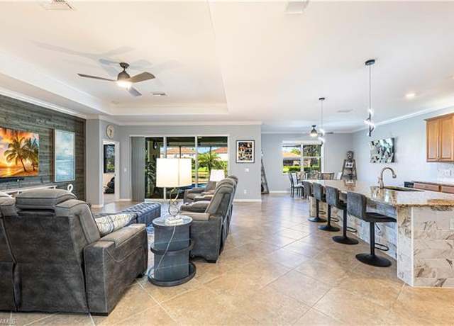 Property at 2251 Vermont Ln, Naples, FL 34120, 3 beds, 3 baths