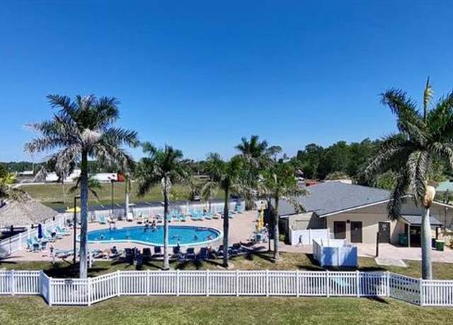 Property at 24 Abilene Trl #199, Naples, FL 34113, 2 beds, 1 bath