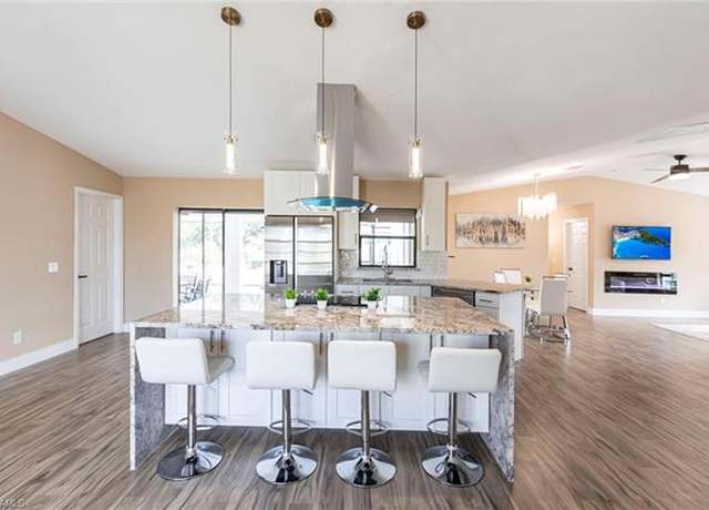 Property at 919 SE 16th St, Cape Coral, FL 33990, 3 beds, 2 baths