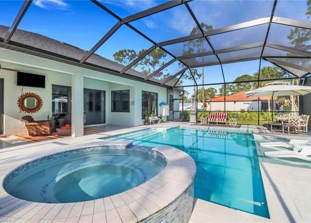 Property at 463 22nd Ave NE, Naples, FL 34120, 3 beds, 2.5 baths