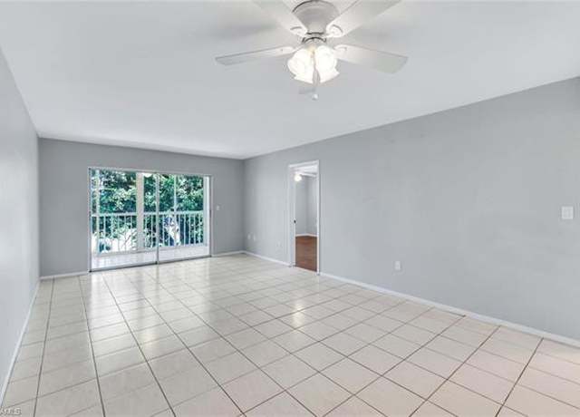 Property at 499 Forest Lakes Blvd #312, Naples, FL 34105, 2 beds, 2 baths