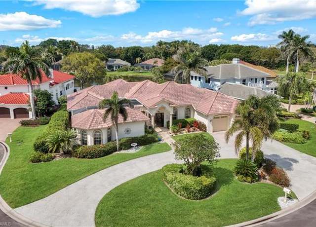 Property at 914 Spanish Moss Trl, Naples, FL 34108, 4 beds, 3 baths