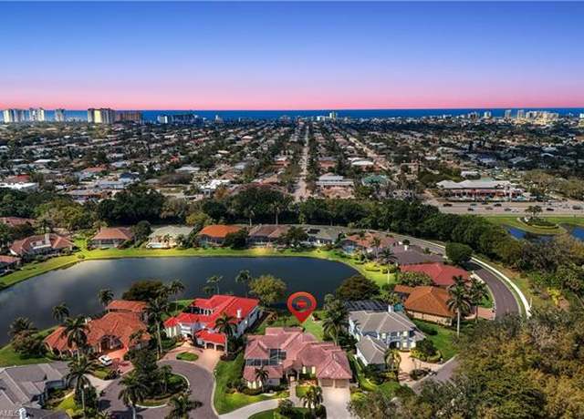 Property at 914 Spanish Moss Trl, Naples, FL 34108, 4 beds, 3 baths