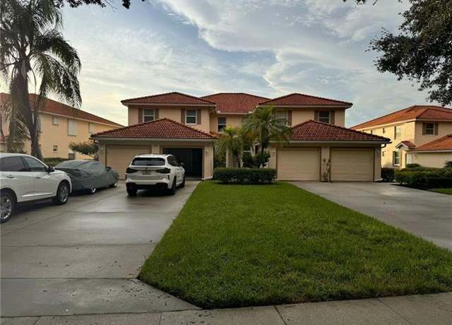 Property at 280 Robin Hood Cir #101, Naples, FL 34104, 3 beds, 2 baths