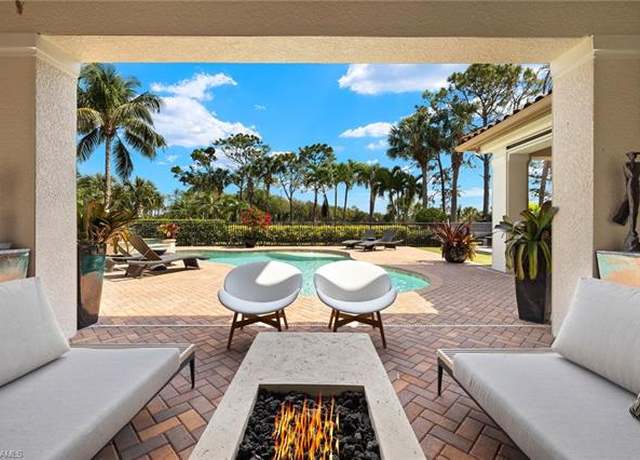 Property at 14472 Marsala Way, Naples, FL 34109, 4 beds, 5 baths