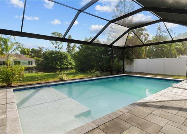 Property at 10581 Landau Ln, Bonita Springs, FL 34135, 4 beds, 3.5 baths