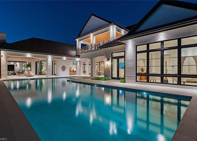 Property at 117 West St, Naples, FL 34108, 6 beds, 7 baths