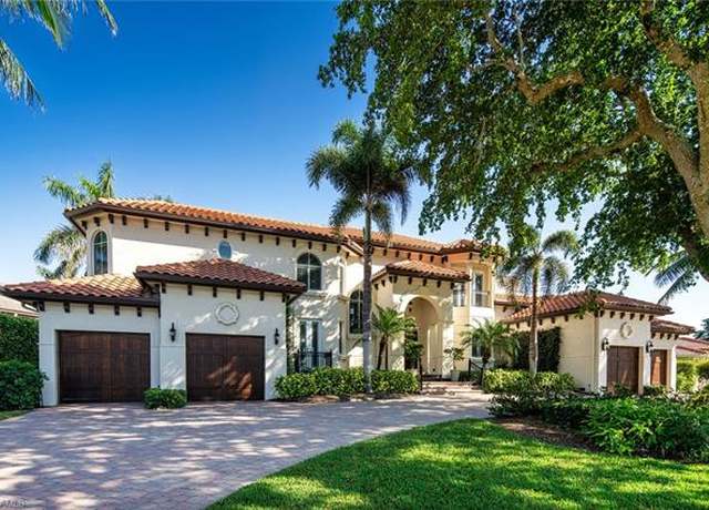 Property at 3140 Leeward Ln, Naples, FL 34103, 5 beds, 5 baths