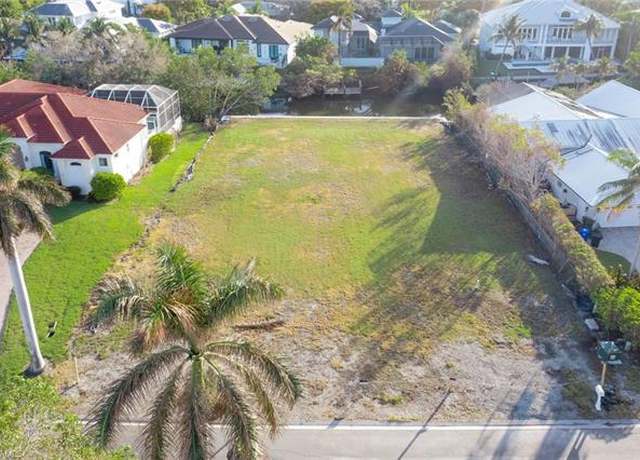 Property at 5090 Seahorse Ave, Naples, FL 34103