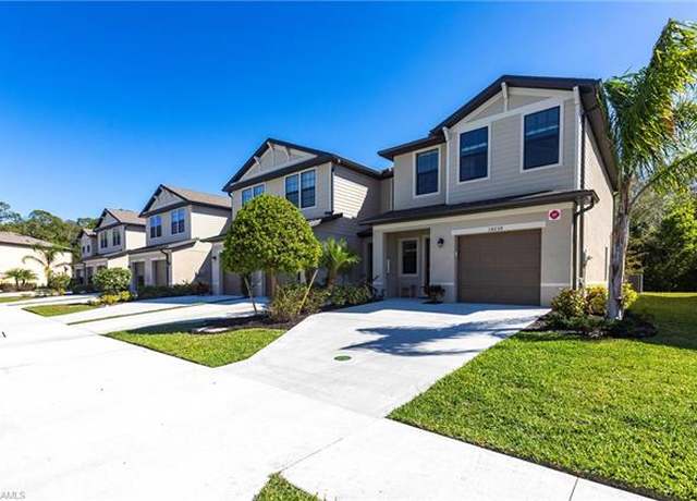 Property at 14239 Oviedo Pl, Fort Myers, FL 33905, 3 beds, 2.5 baths
