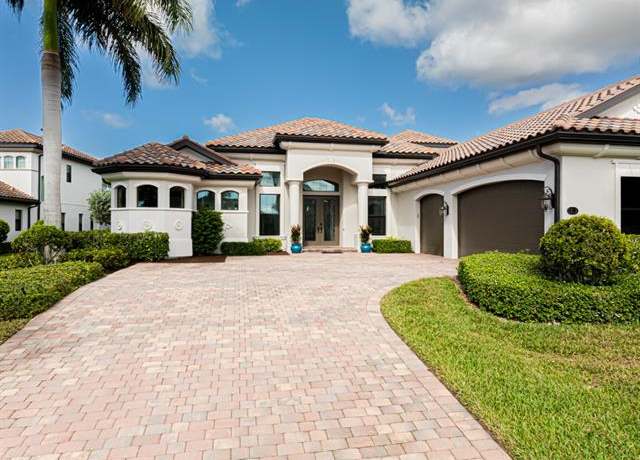 Property at 3273 Runaway Ln, Naples, FL 34114, 4 beds, 4 baths