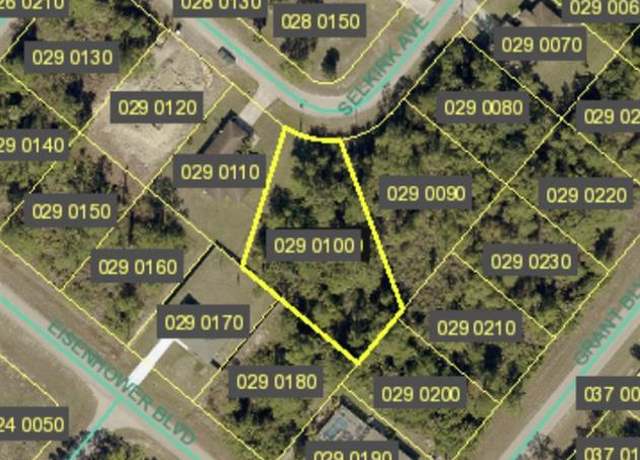 Property at 375 Selkirk Ave, Lehigh Acres, FL 33974