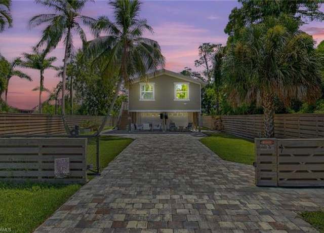 Property at 3020 Woodside Ave, Naples, FL 34112, 2 beds, 2 baths