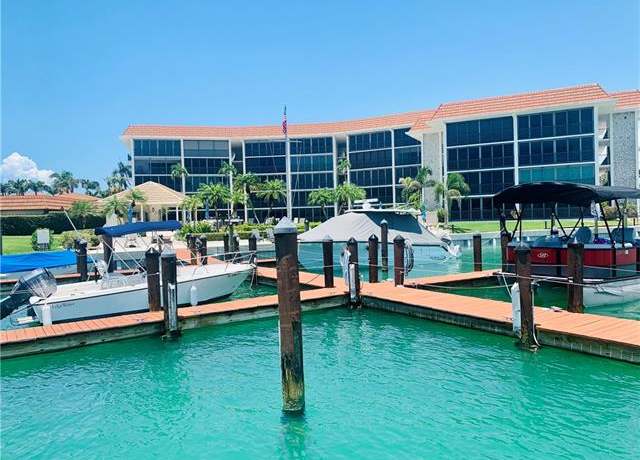 Property at 222 Harbour Dr #114, Naples, FL 34103, 2 beds, 2 baths
