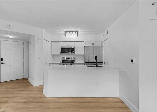 Property at 8950 Colonnades Ct E #817, Bonita Springs, FL 34135, 2 beds, 2 baths