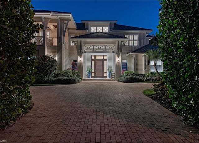 Property at 670 Mooring Line Dr, Naples, FL 34102, 4 beds, 5 baths
