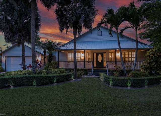Property at 3988 Reflection Ct, Naples, FL 34109, 3 beds, 2 baths