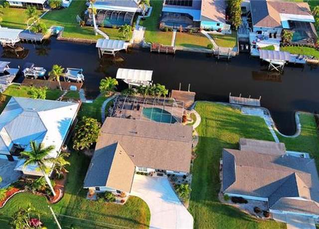Property at 6268 Cocos Dr, Fort Myers, FL 33908, 3 beds, 2 baths