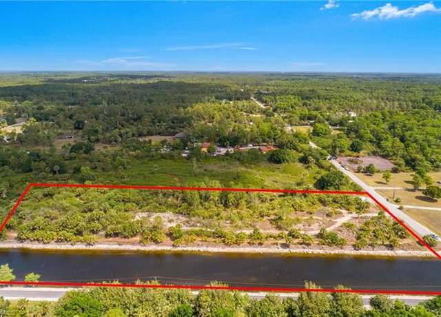 Property at 919 4th St SE, Naples, FL 34117
