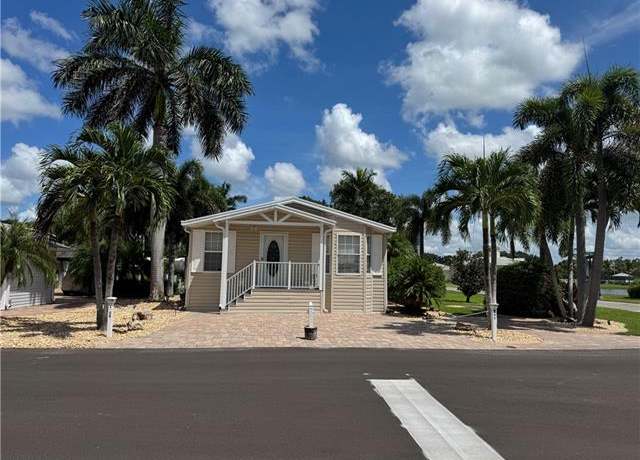 Property at 10081 Willowood Dr Unit B95, Fort Myers, FL 33905, 2 beds, 2 baths