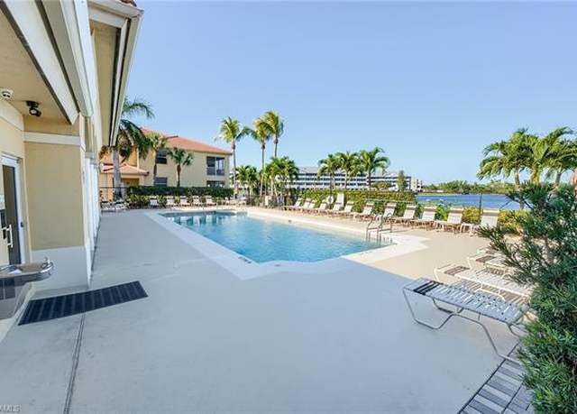 Property at 4241 Bellasol Cir #1922, Fort Myers, FL 33916, 3 beds, 2 baths