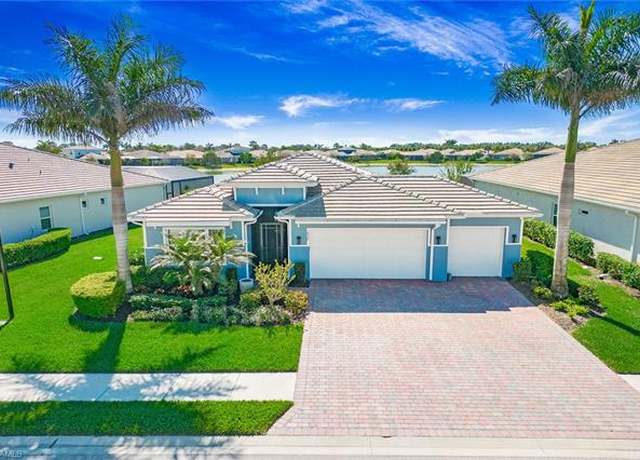 Property at 14597 Kelson Cir, Naples, FL 34114, 4 beds, 3.5 baths