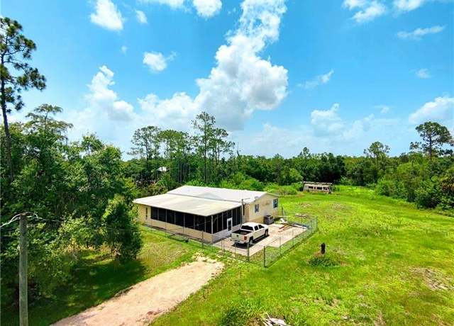Property at 330 F Rd, Labelle, FL 33935, 3 beds, 2 baths