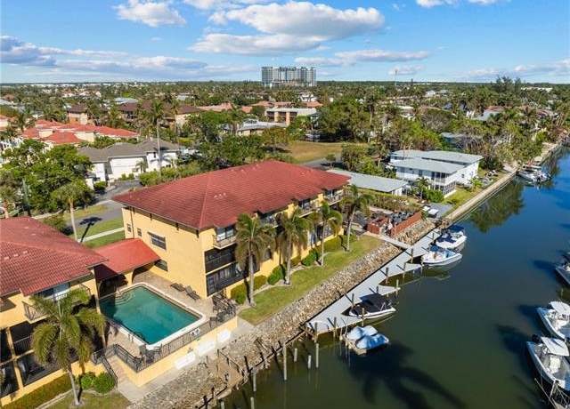 Property at 1400 Blue Point Ave #202, Naples, FL 34102, 2 beds, 2.5 baths