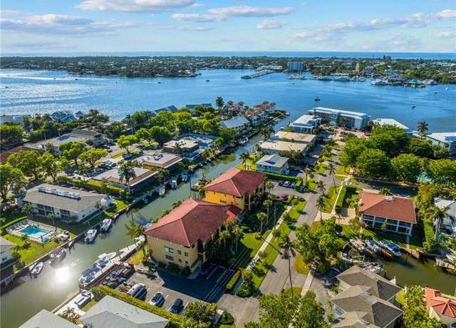Property at 1400 Blue Point Ave #202, Naples, FL 34102, 2 beds, 2.5 baths